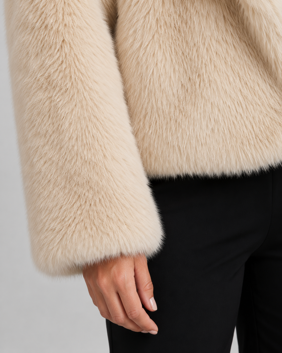 Women's Cropped Faux Fur Jacket