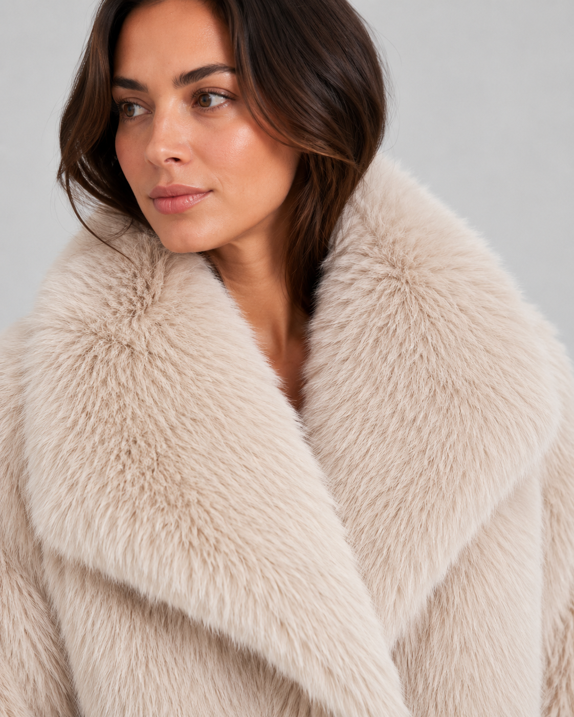 Women's Cropped Faux Fur Jacket