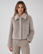 Women's Cropped Fur Jacket - Wide Collar Long Sleeve