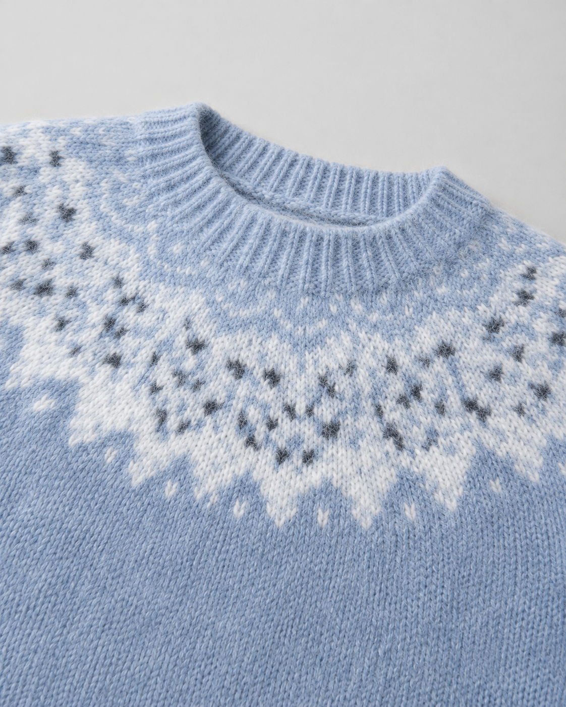 Women's Fair Isle Sweater - Crew Neck Relaxed Fit
