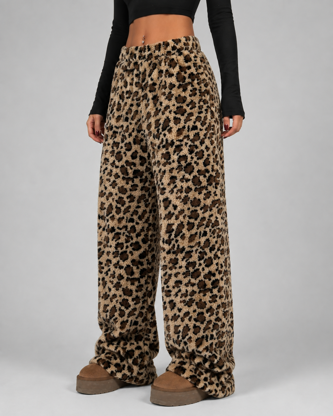 Women's Fuzzy Leopard Print Wide-Leg Sweatpants - High Rise