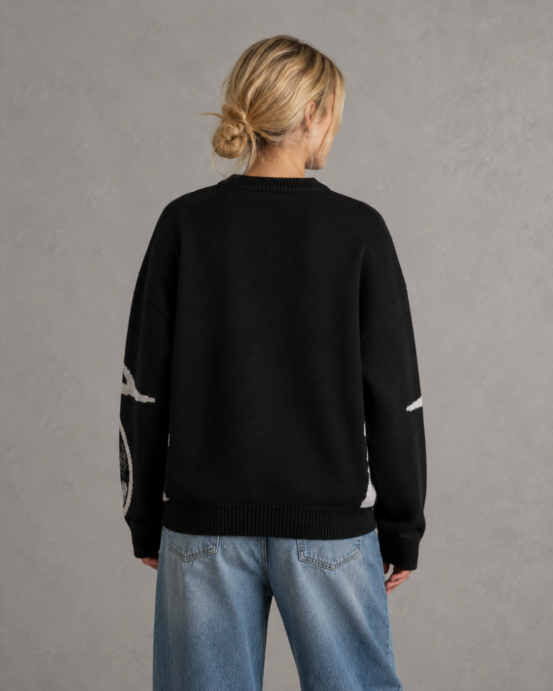 Women's Oversized Graphic Knit Sweater - Relaxed Fit